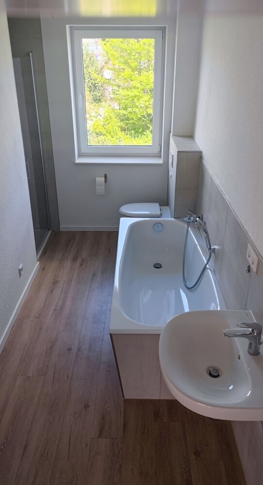 Bad Wohnung OG 