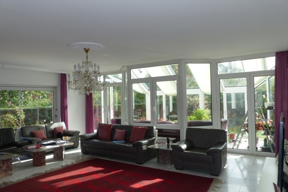 Wohnzimmer und Wintergarten