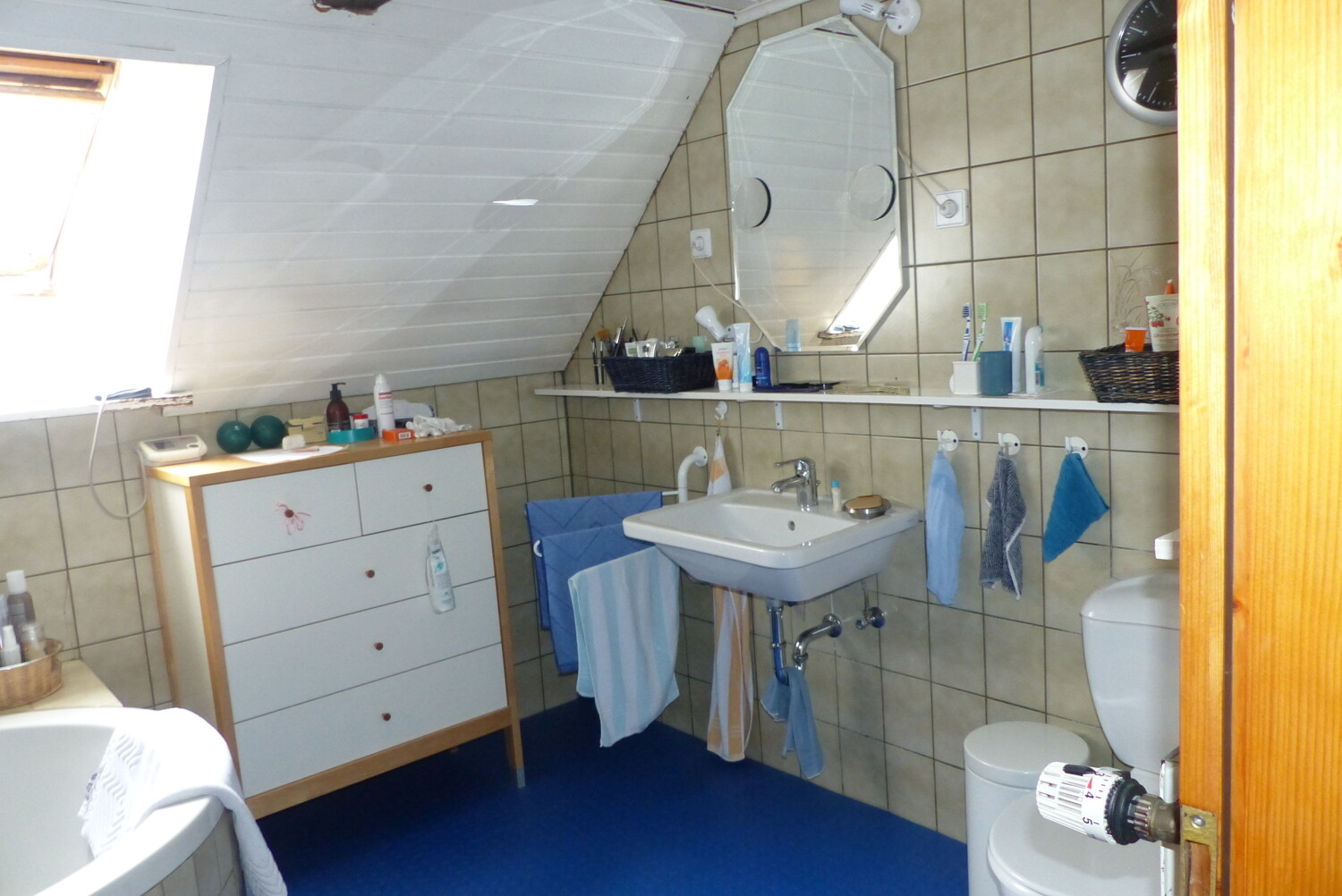 Badezimmer 2, Obergeschoss