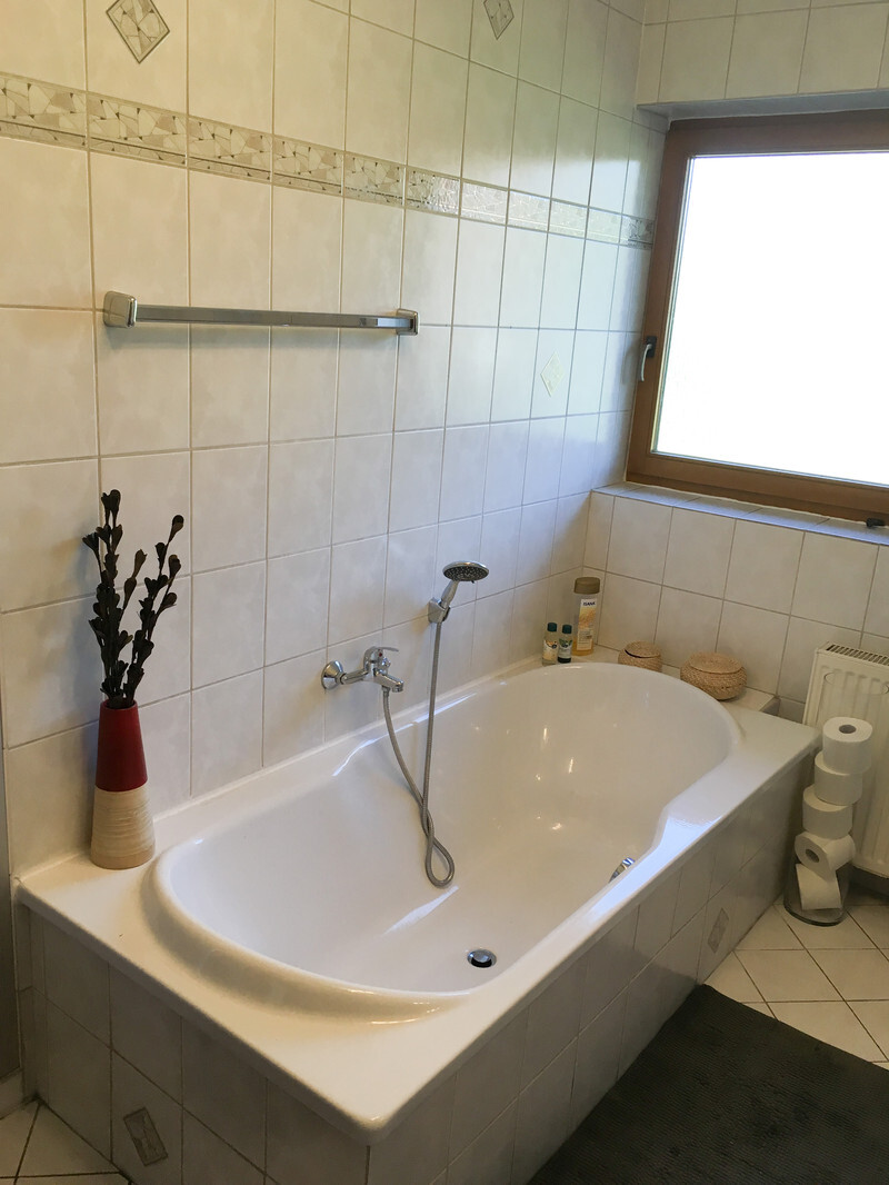 Badezimmer EG