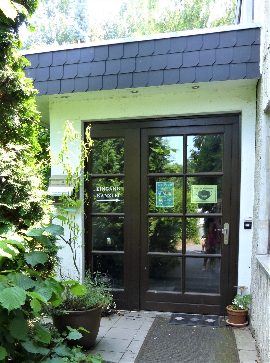 vorderer Eingang_Anwaltskanzlei