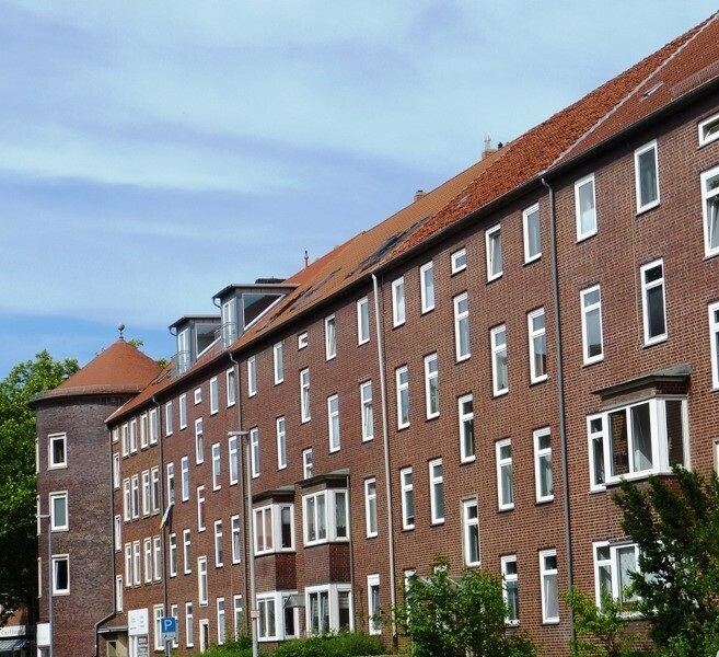 Denkmalgeschützte Rotklinker Hausfassade