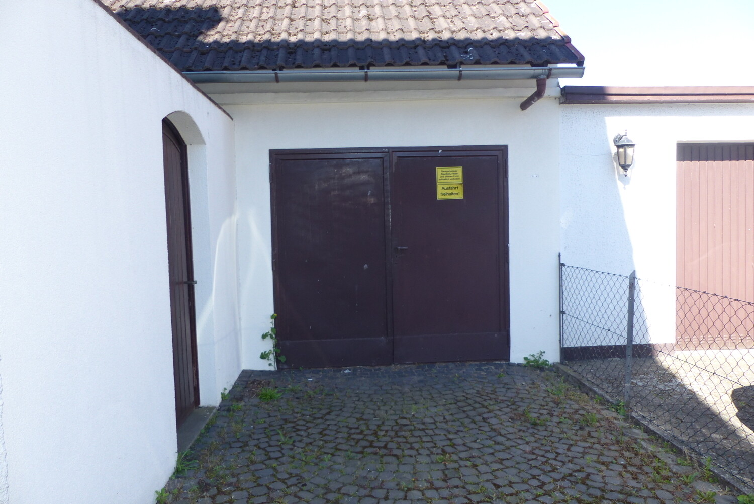 Garage 2
