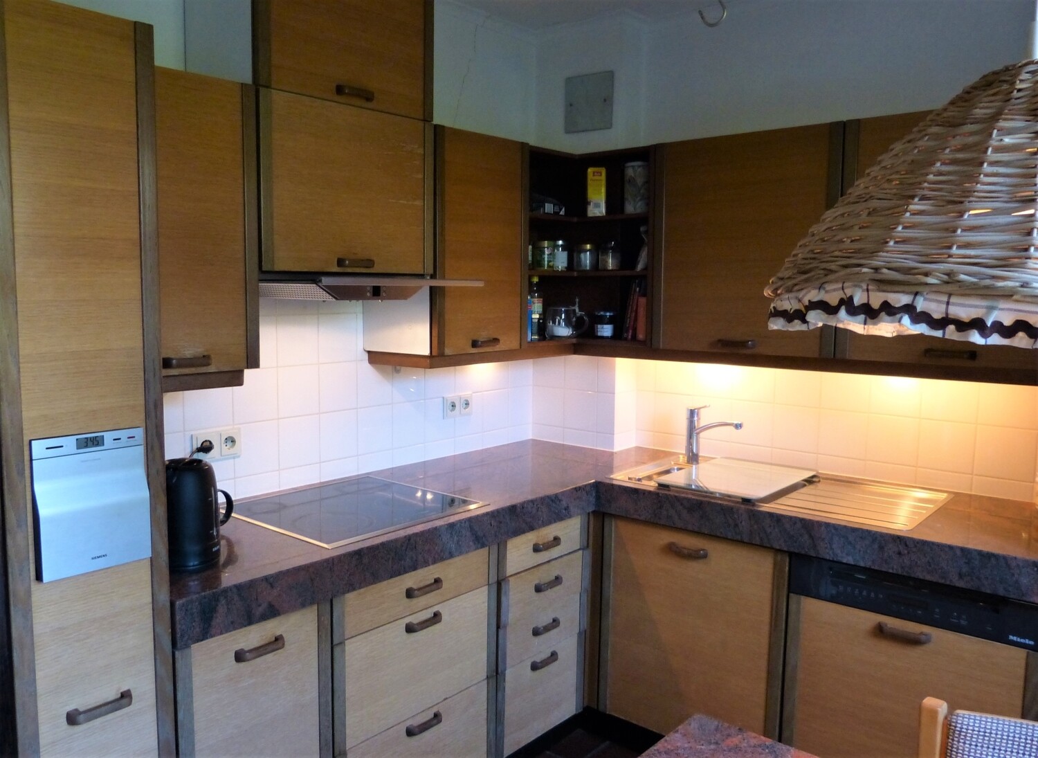 Küchenbereich inkl. EBK