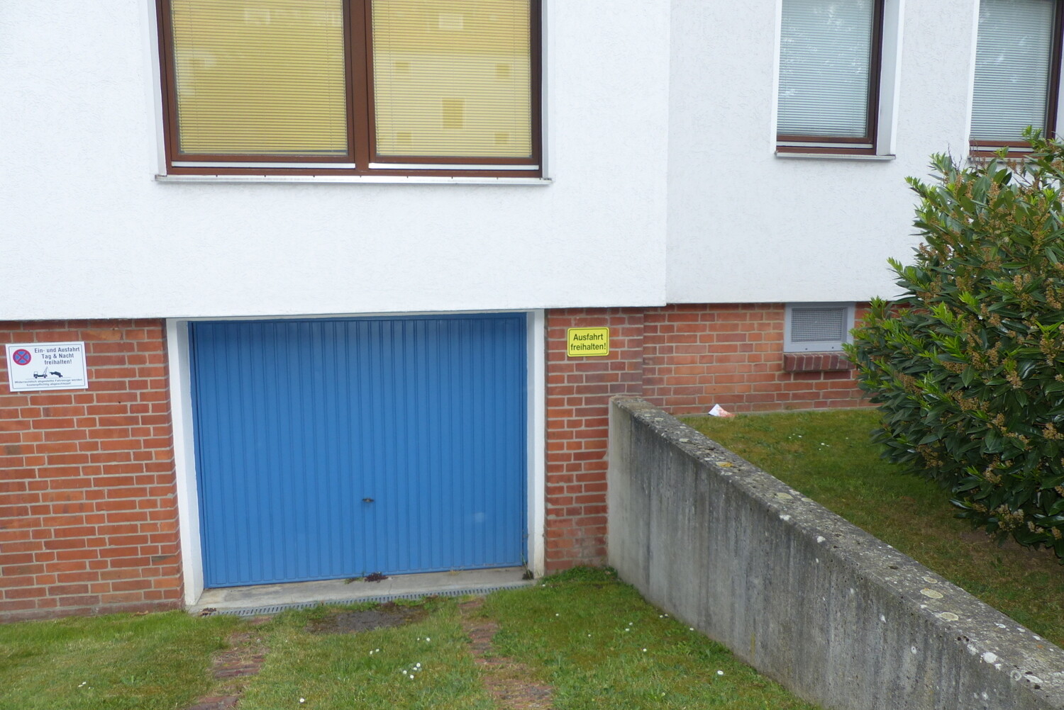 Garage 1