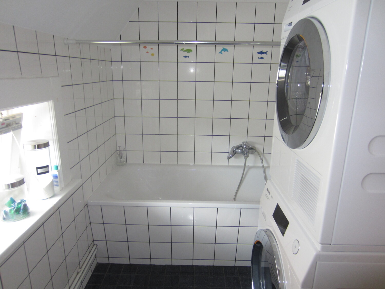 Bad mit Wanne