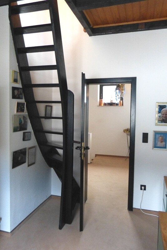 Treppe zur Galerieebene im Kinderzimmer