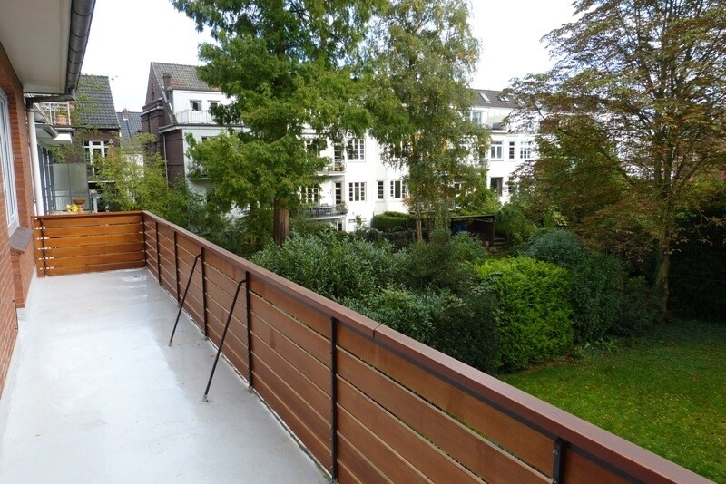 Südbalkon zum Garten