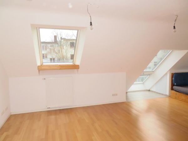 Wohnzimmer b