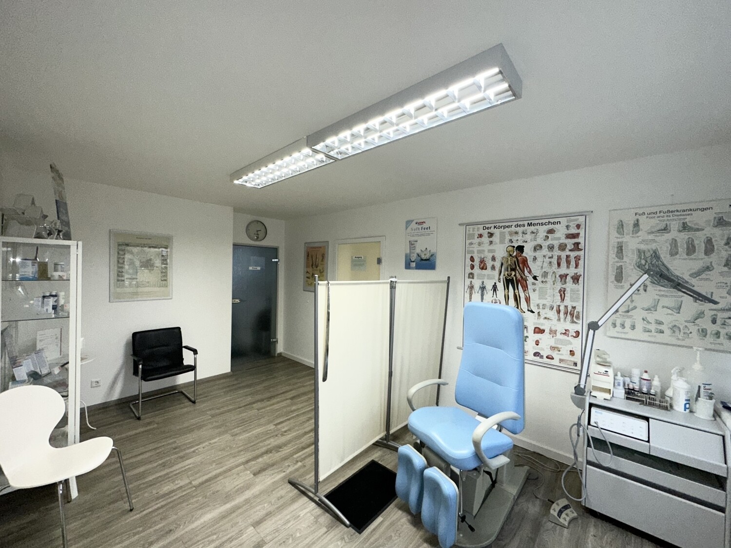Büro-Praxisraum 2 (b)