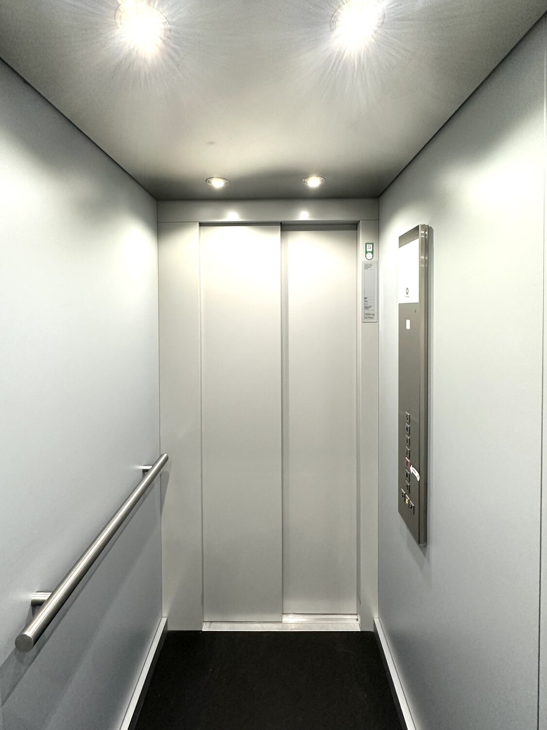 Fahrstuhl innen