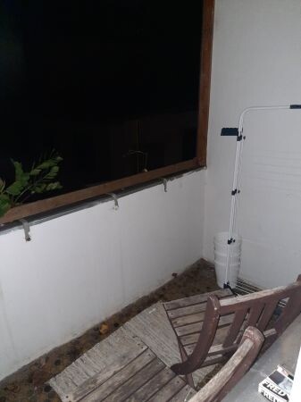 Balkon b