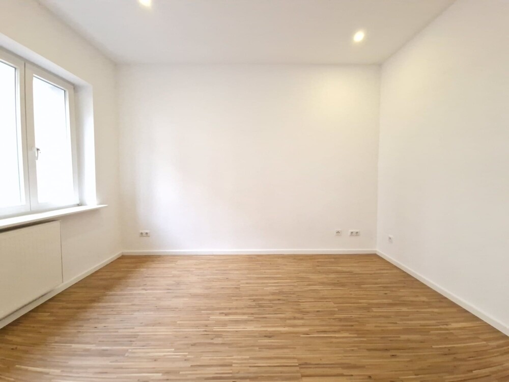 WE1 Hochparterre Wozi z. Straße (1)