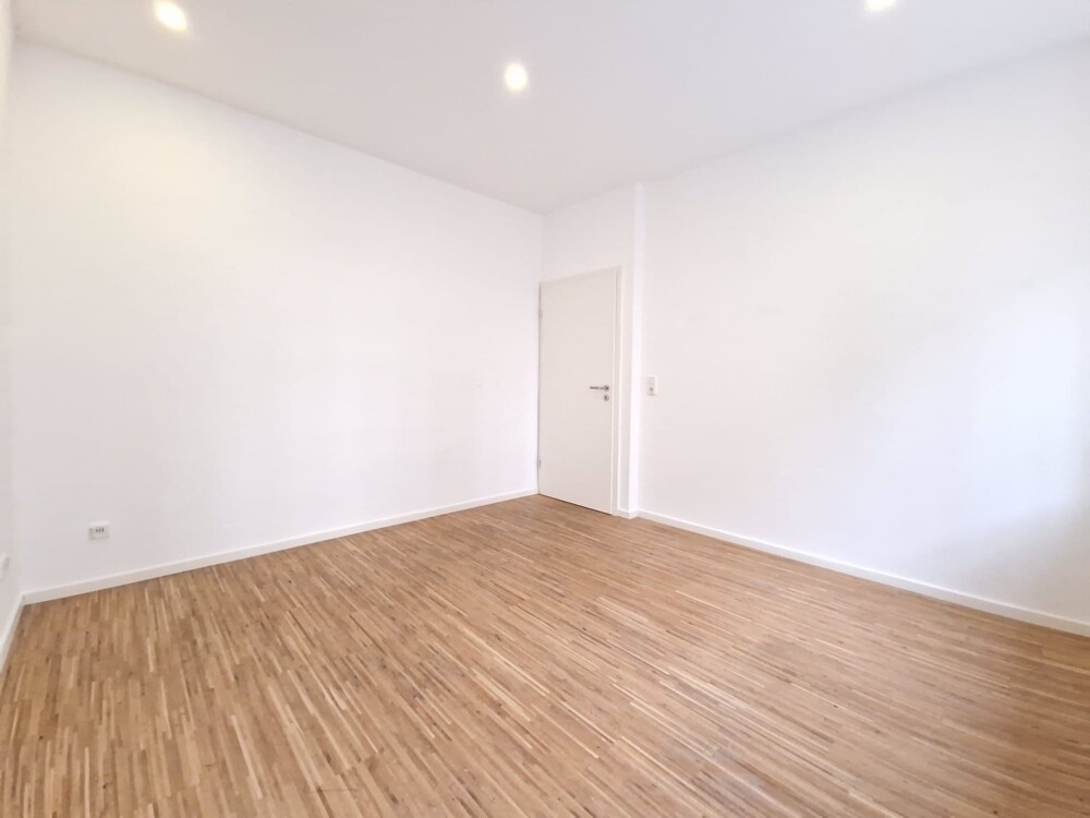 WE1 Hochparterre Wozi z. Straße (6)