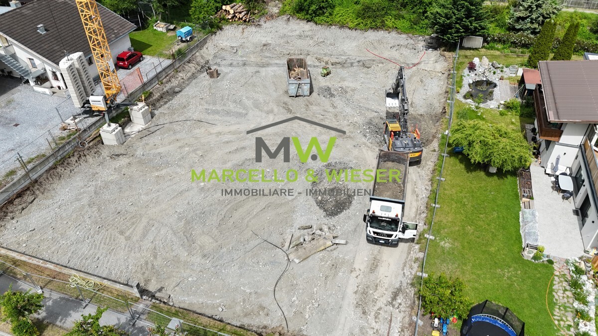 Baustelle - Cantiere