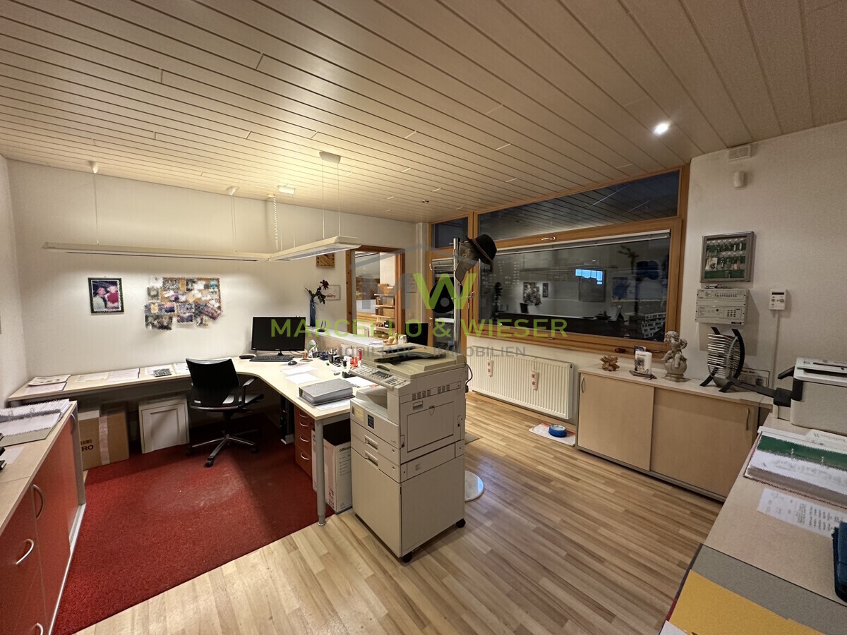 Büro |Ufficio