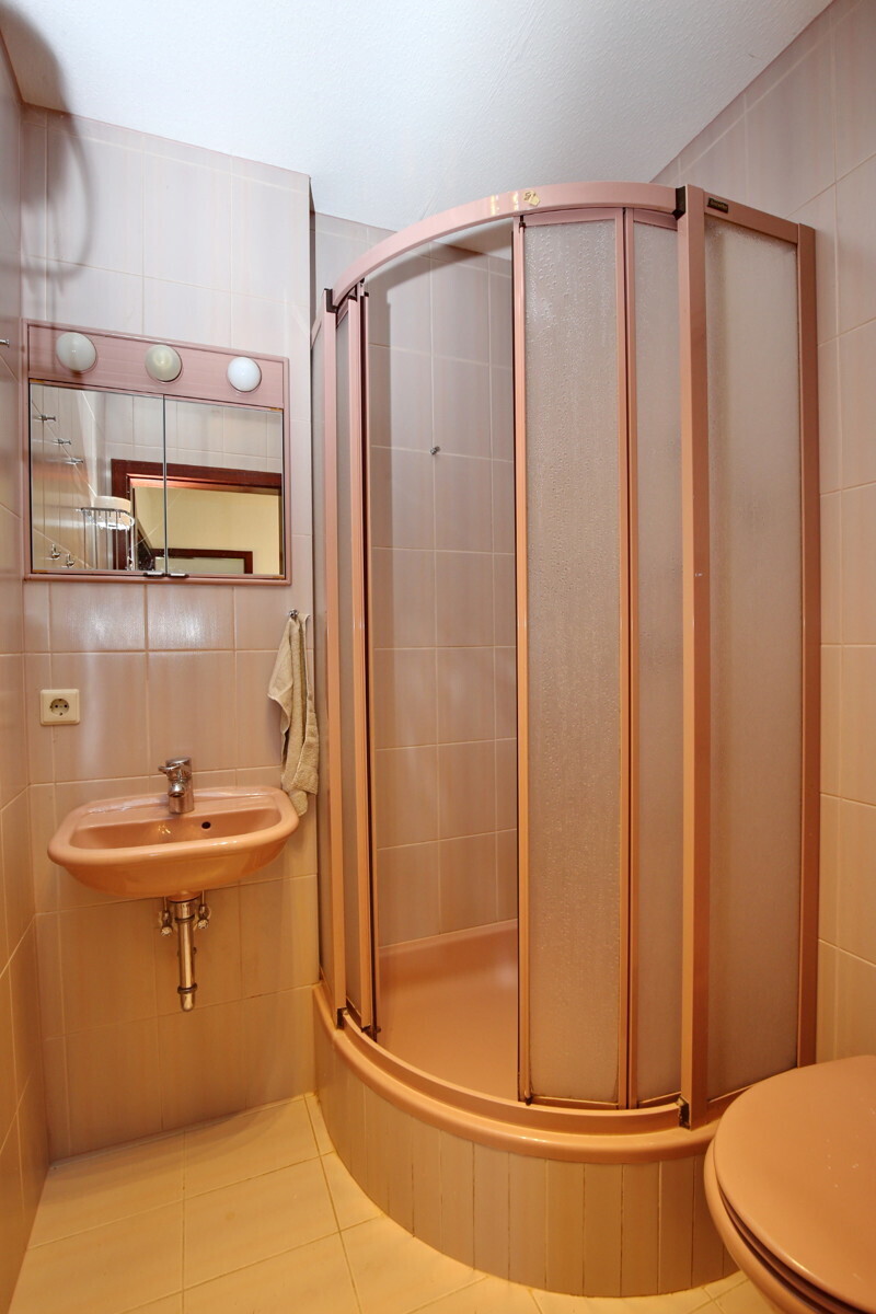 Gäste Bad mit Dusche