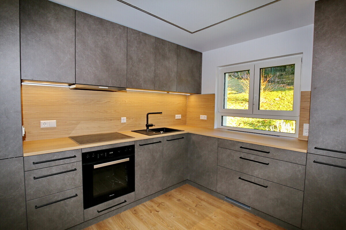 Neue Einbauküche mit Miele Geräten