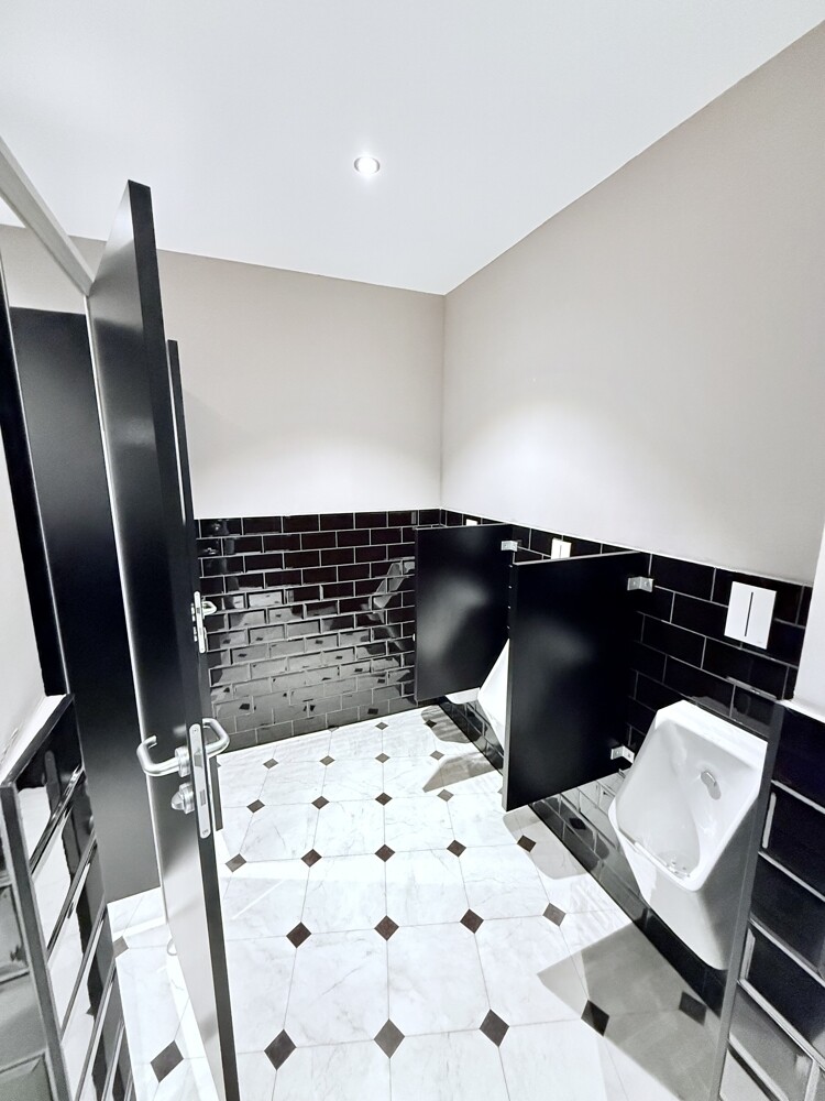 015 WC