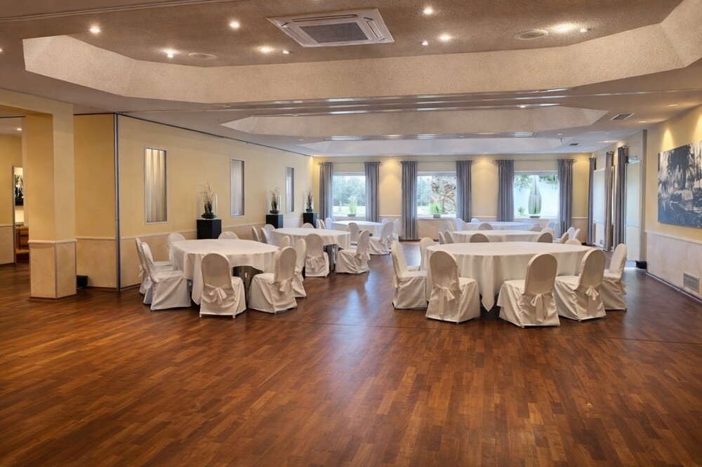 Saal2