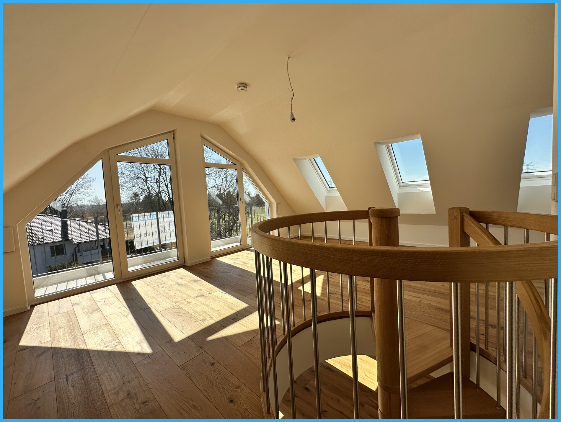 Wendeltreppe Echtholz Eiche