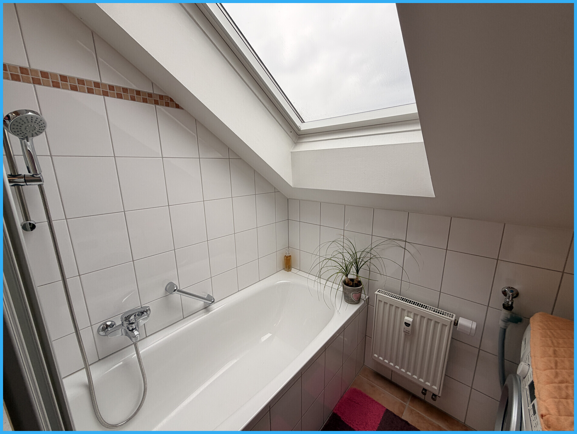 Wanne mit Duschmöglichkeit