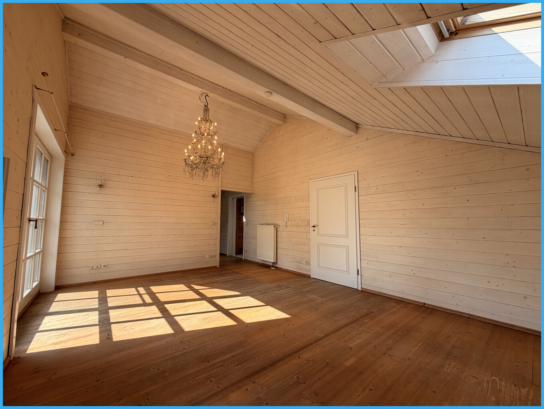 riesiges Schlafzimmer