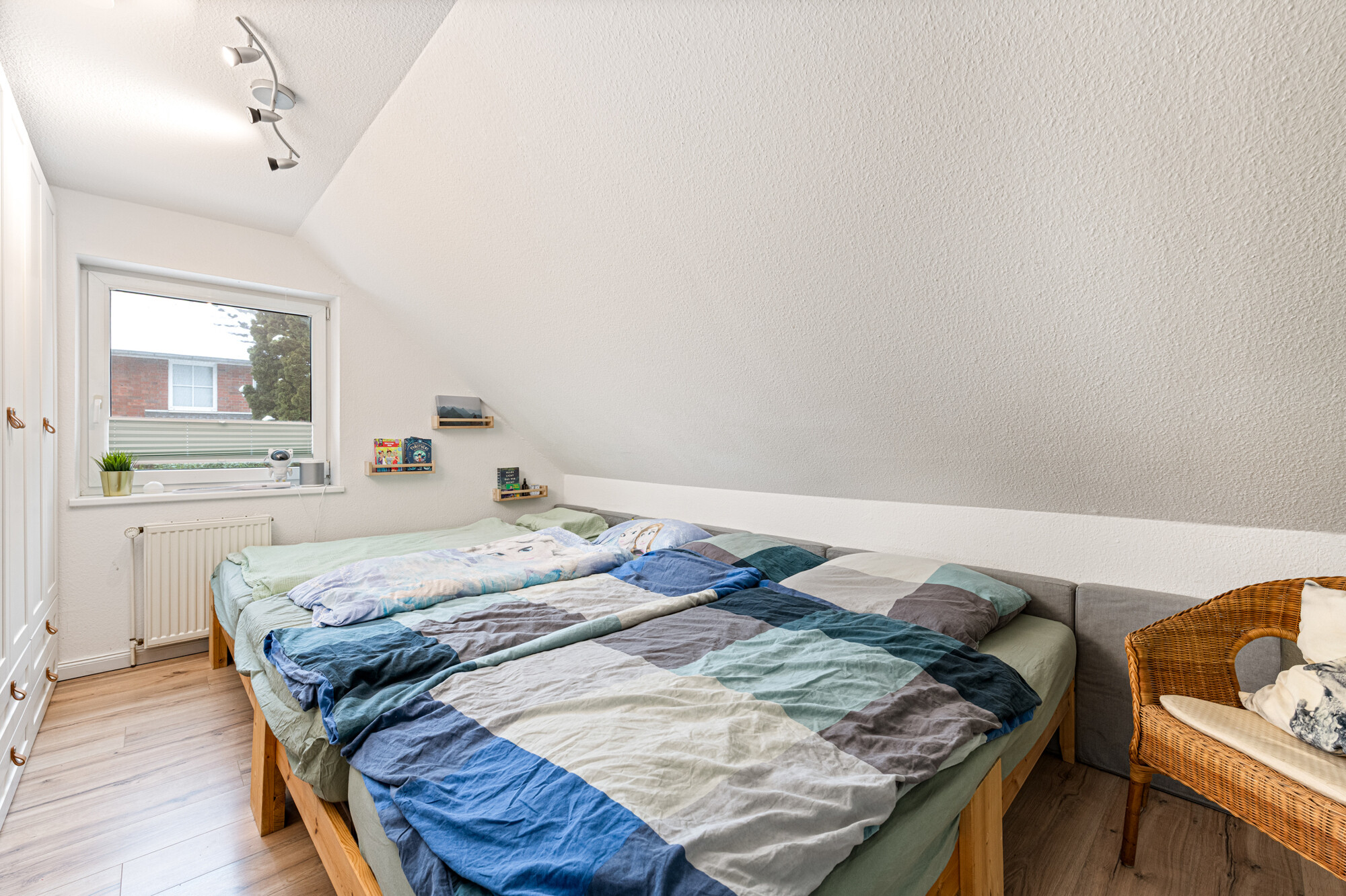Schlafzimmer I DG