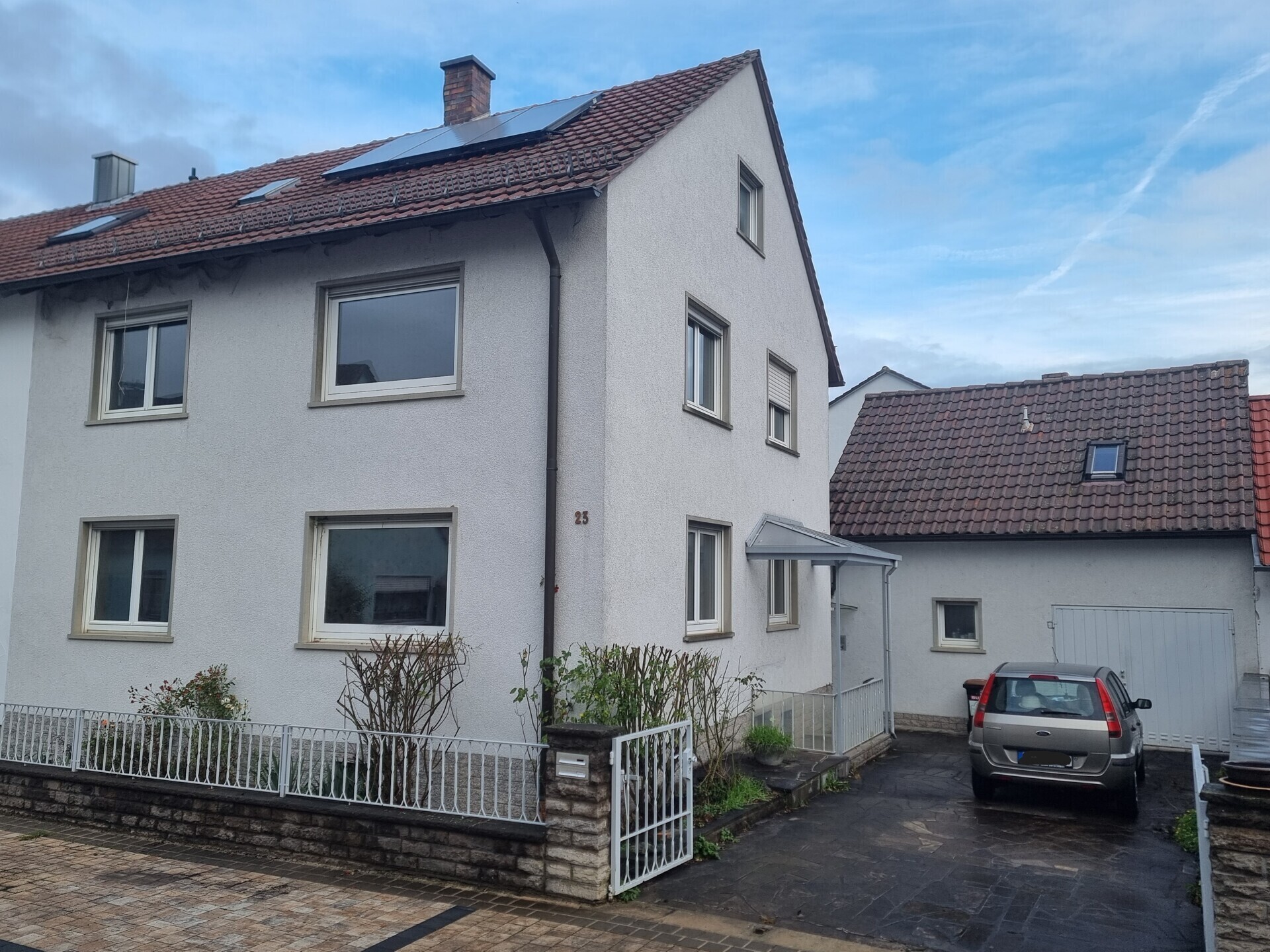Straßenansicht