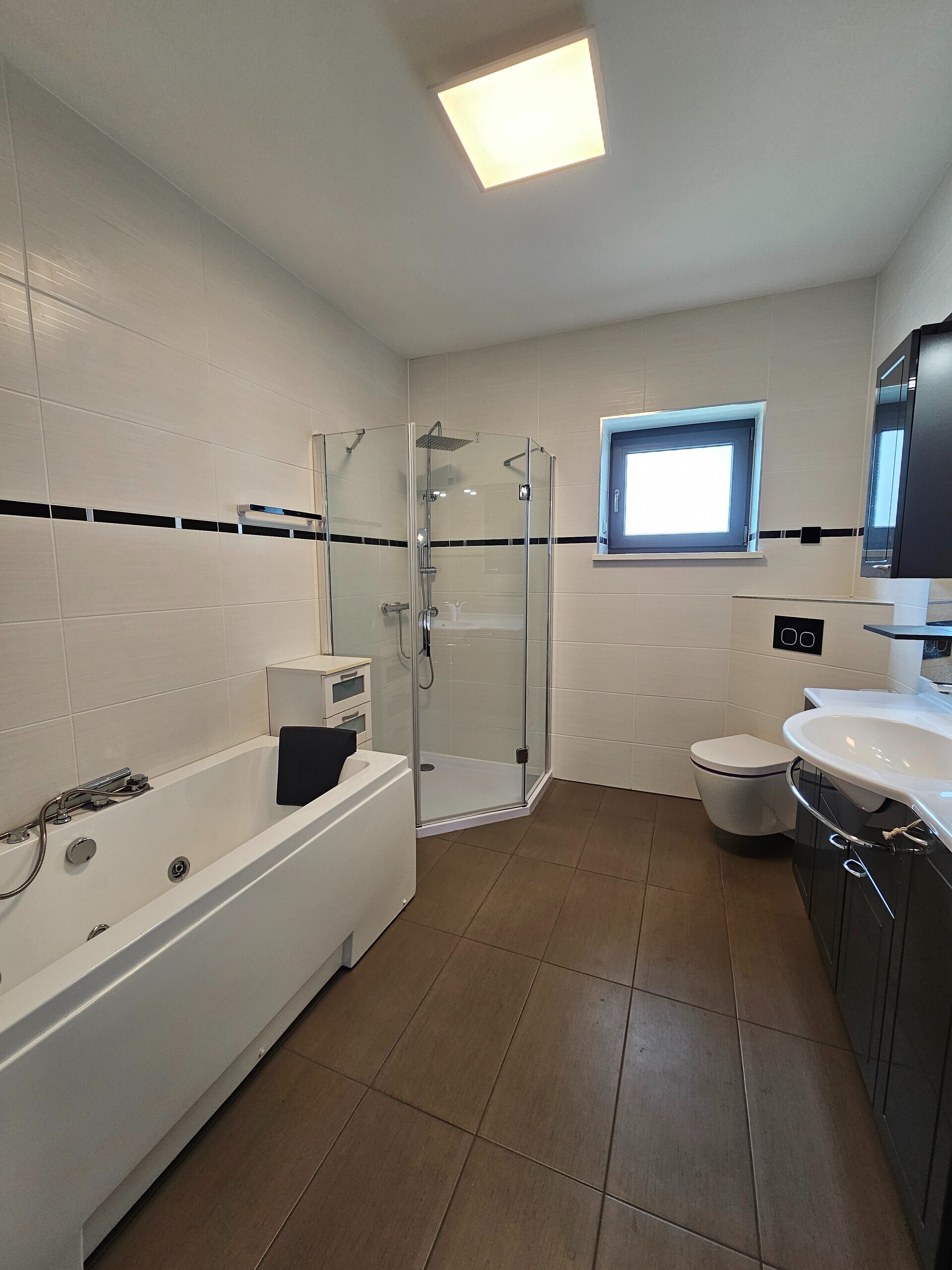 Badezimmer EG
