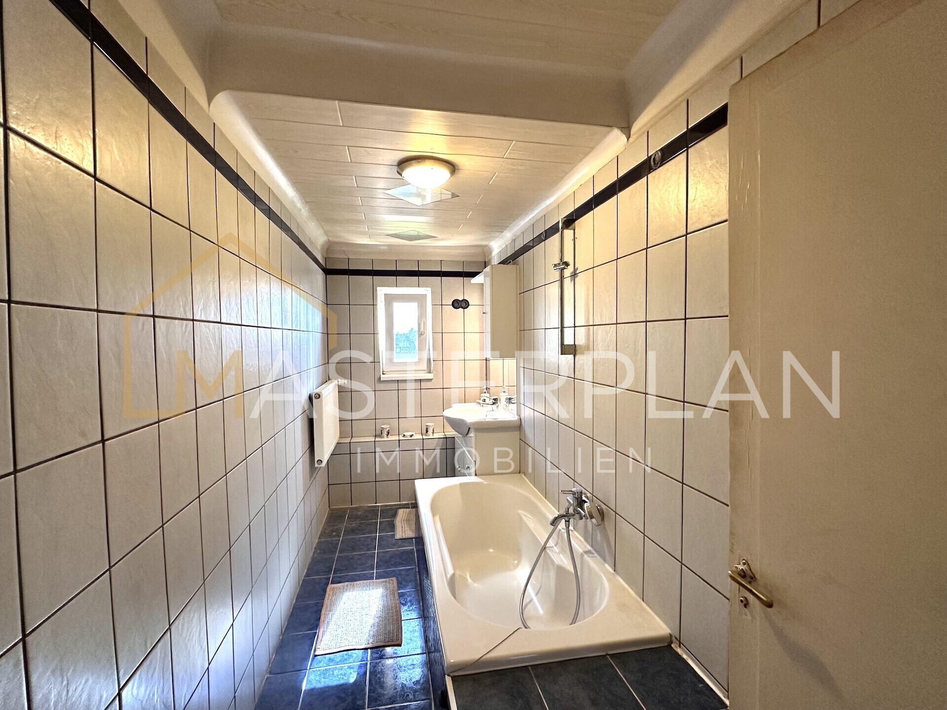 Badezimmer 2.OG