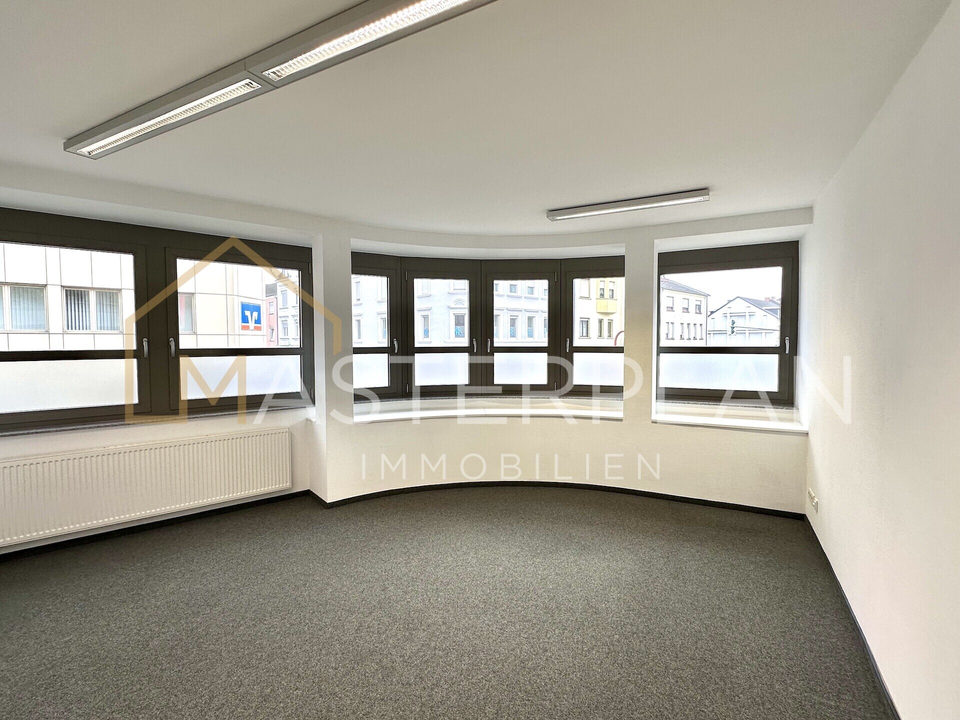 Büro 1