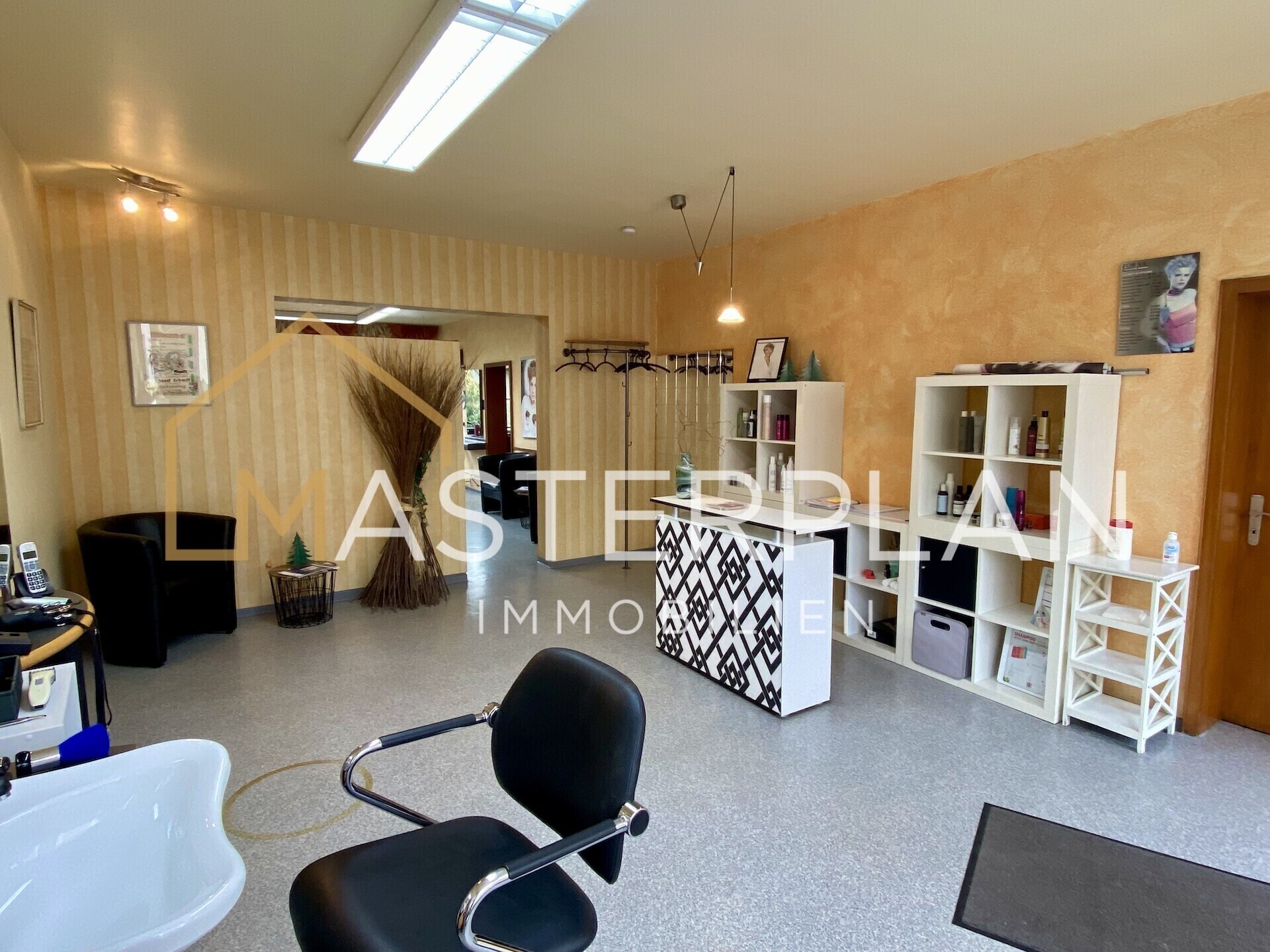 Salon Eingang