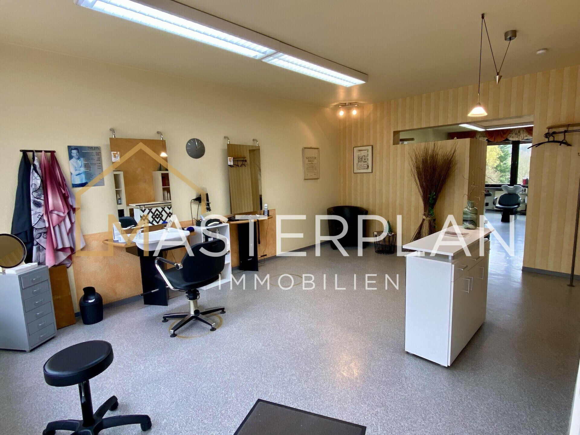 Eingangsbereich Salon