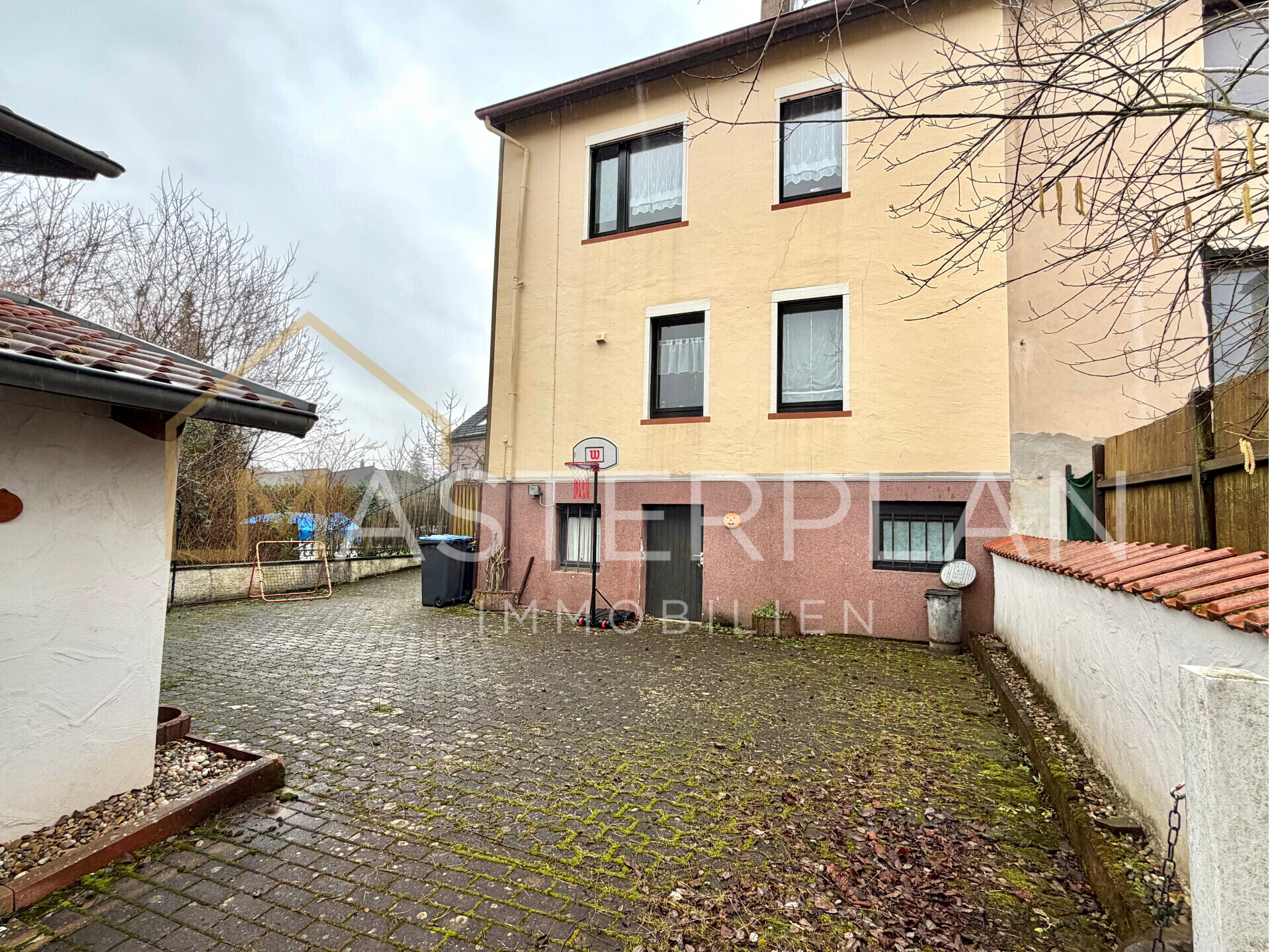 Hausansicht hinten
