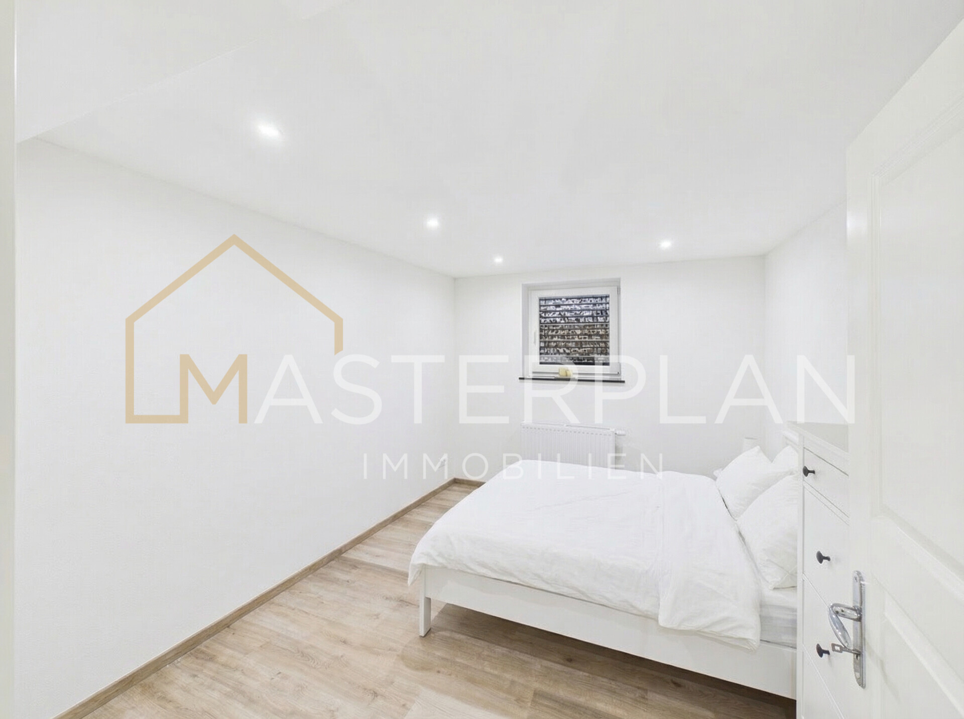 Schlafzimmer UG
