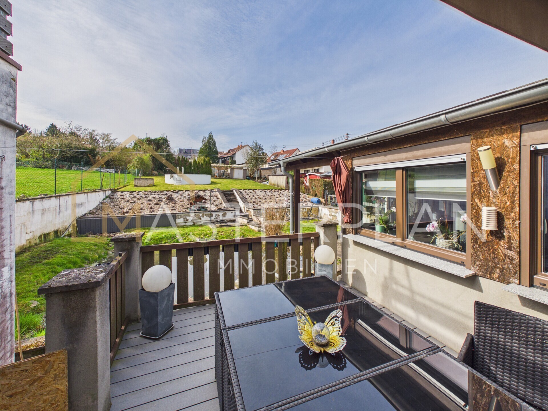 Balkon EG