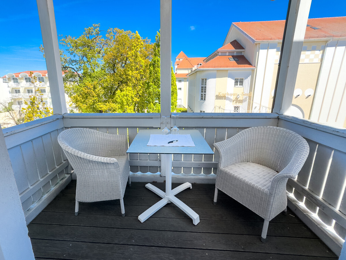 Apartment 1 (27 m²): Der Blick auf das renommierte Kurhaus