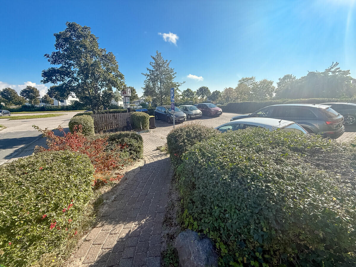Parkplätze direkt vor dem Objekt