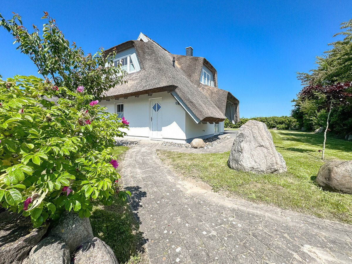 Findlinge als Teil des Gartenkonzepts