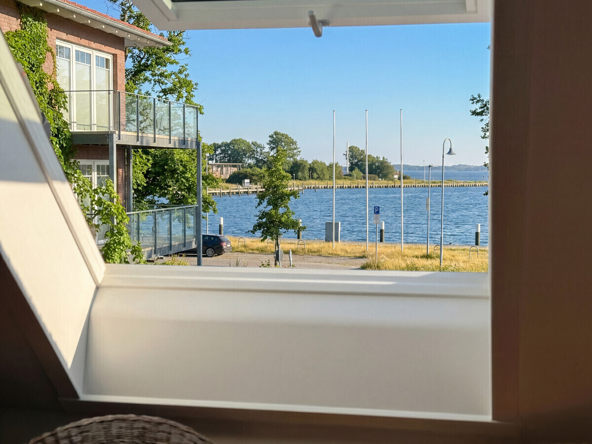 Blick aus der Wohnung in Richtung Hafen