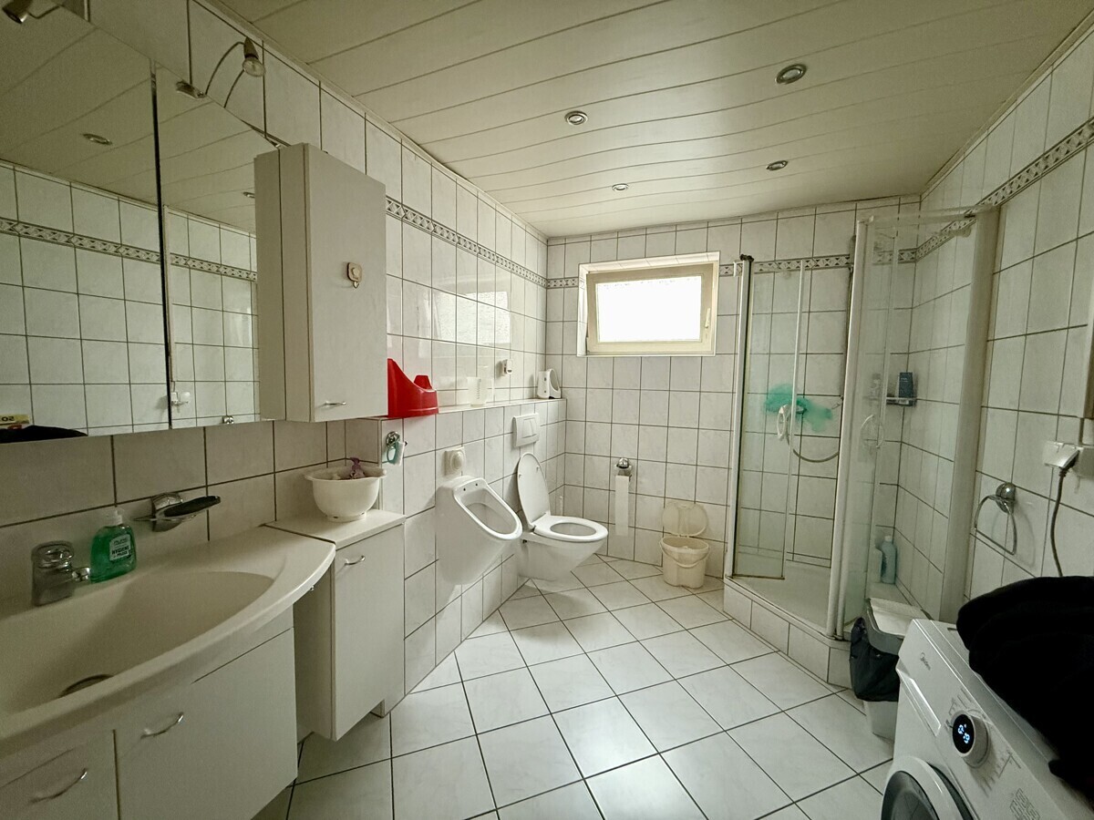 Badezimmer 2
