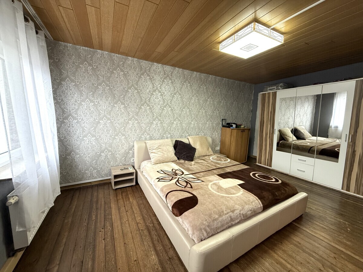Schlafzimmer OG