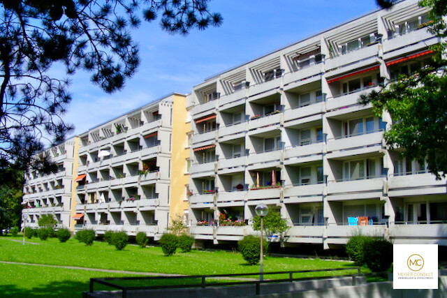 Westseite Gartenanlage