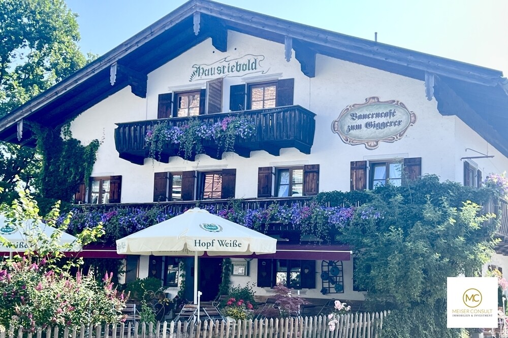 Ansicht Bauernhaus mit Gastgarten