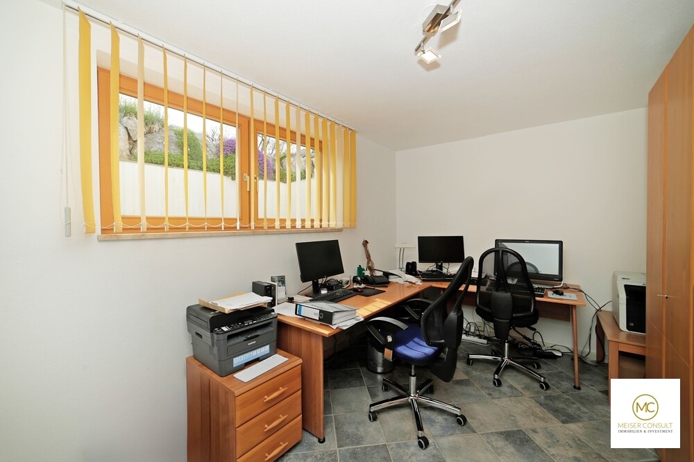 KG Arbeitszimmer