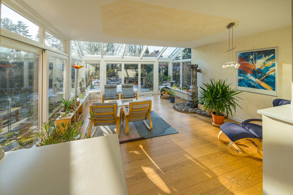 Lichtdurchfluteter Anbau