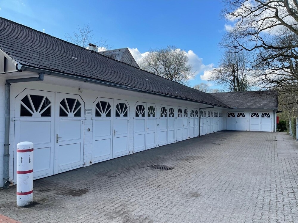 Garagenzeile