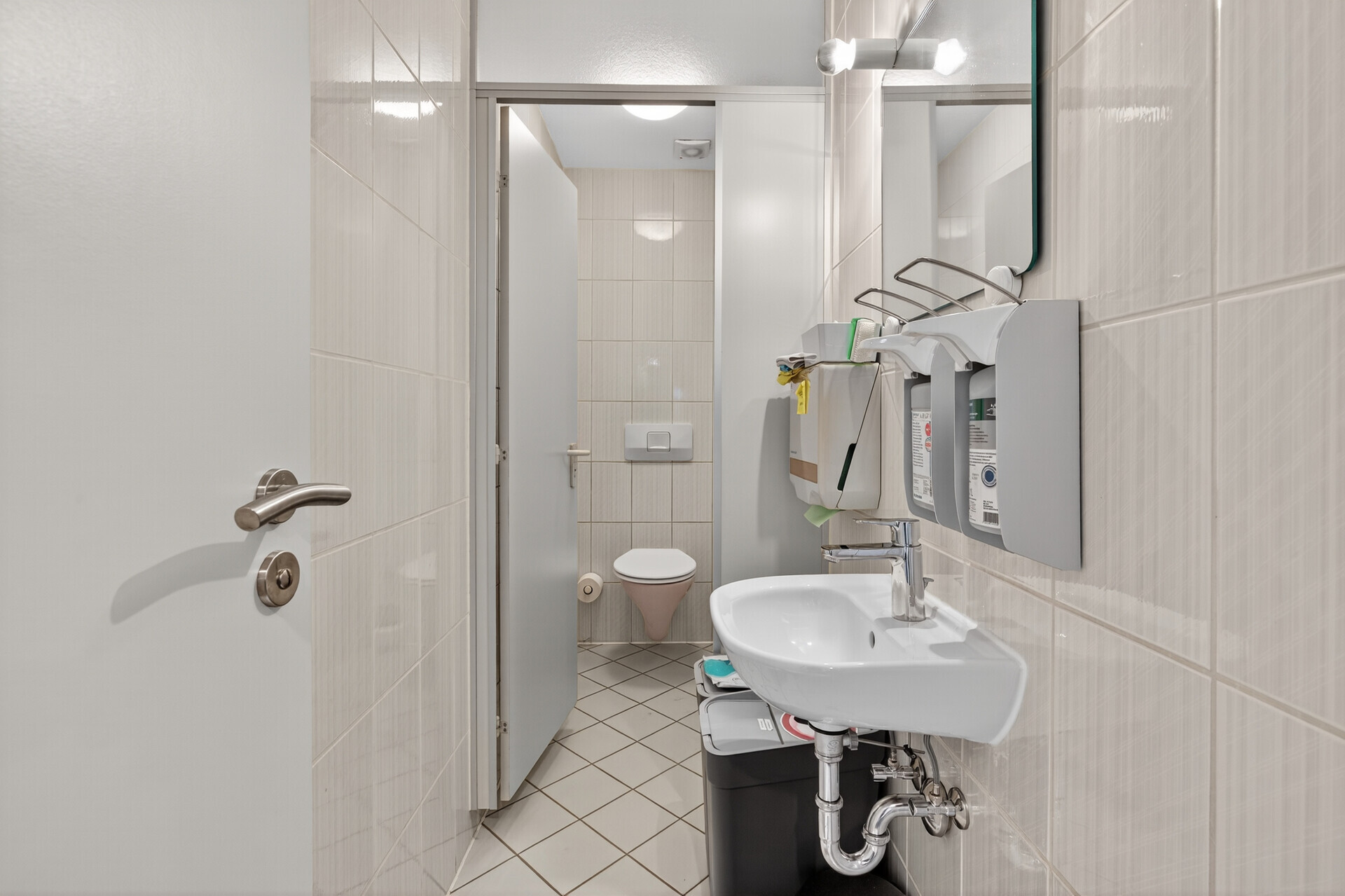 WC 2