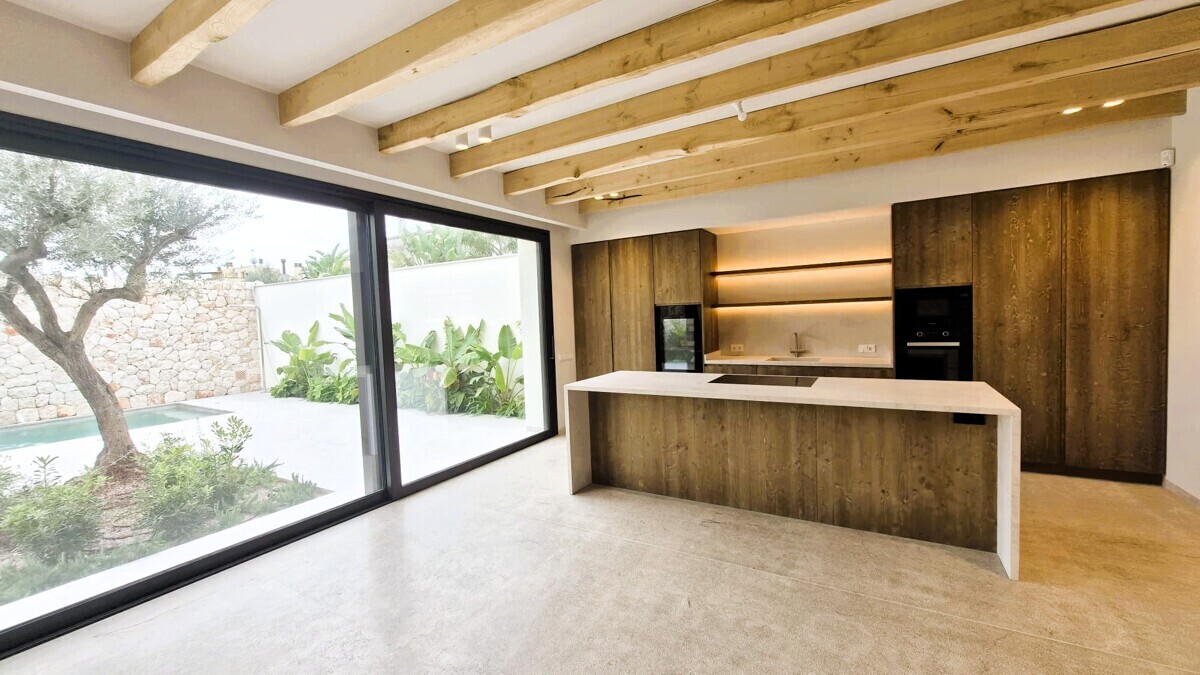 3 Kitchen